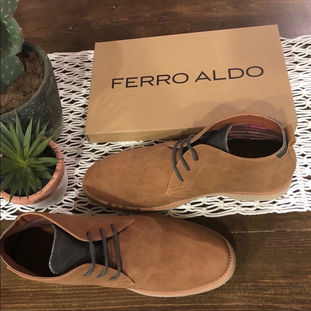 Men’s brown two tone boot